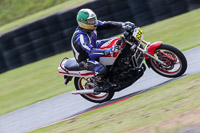 Vintage-motorcycle-club;eventdigitalimages;mallory-park;mallory-park-trackday-photographs;no-limits-trackdays;peter-wileman-photography;trackday-digital-images;trackday-photos;vmcc-festival-1000-bikes-photographs